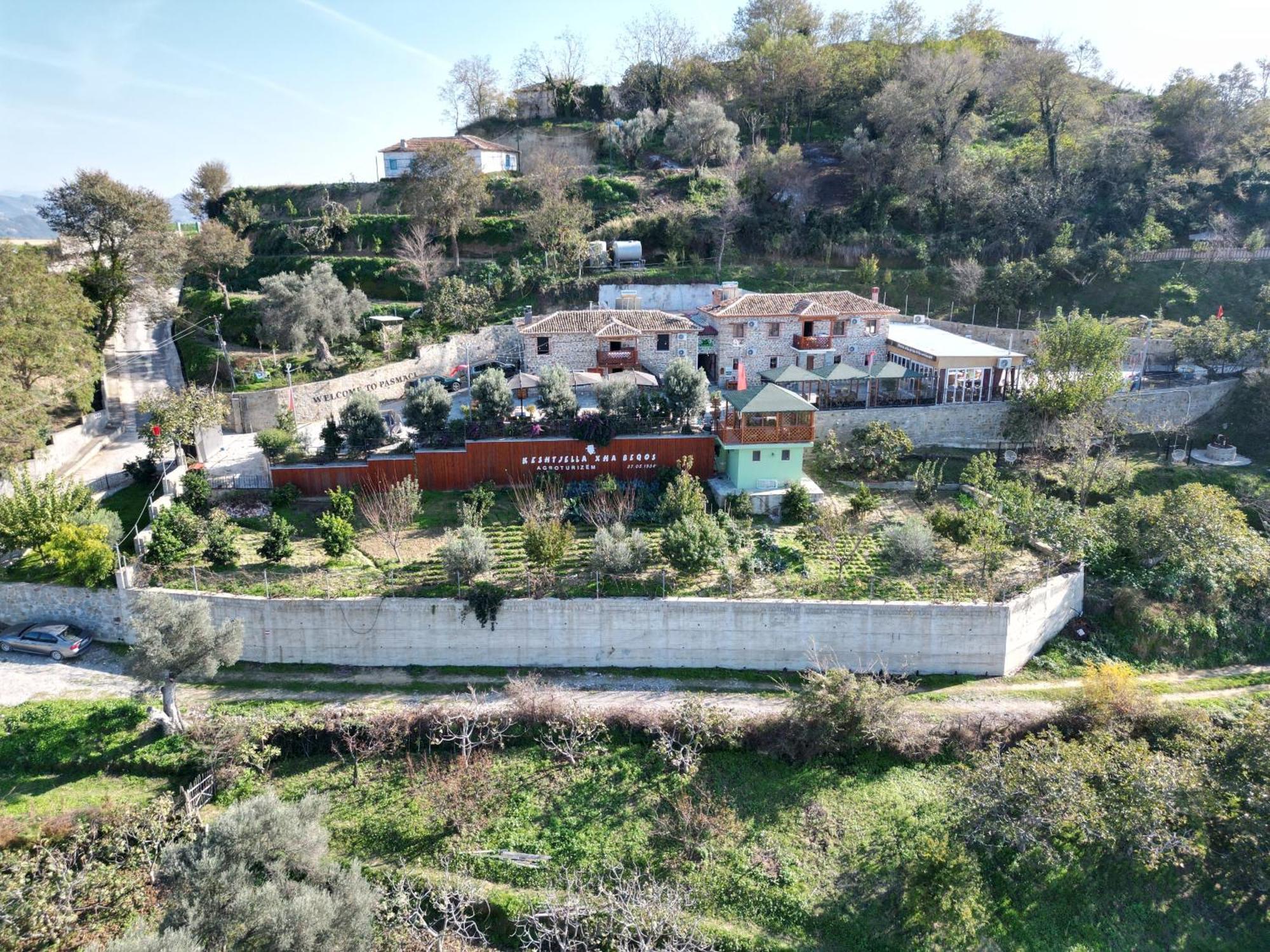 Hotel Keshtjella Xhabeqos Ljaknasi Exterior foto