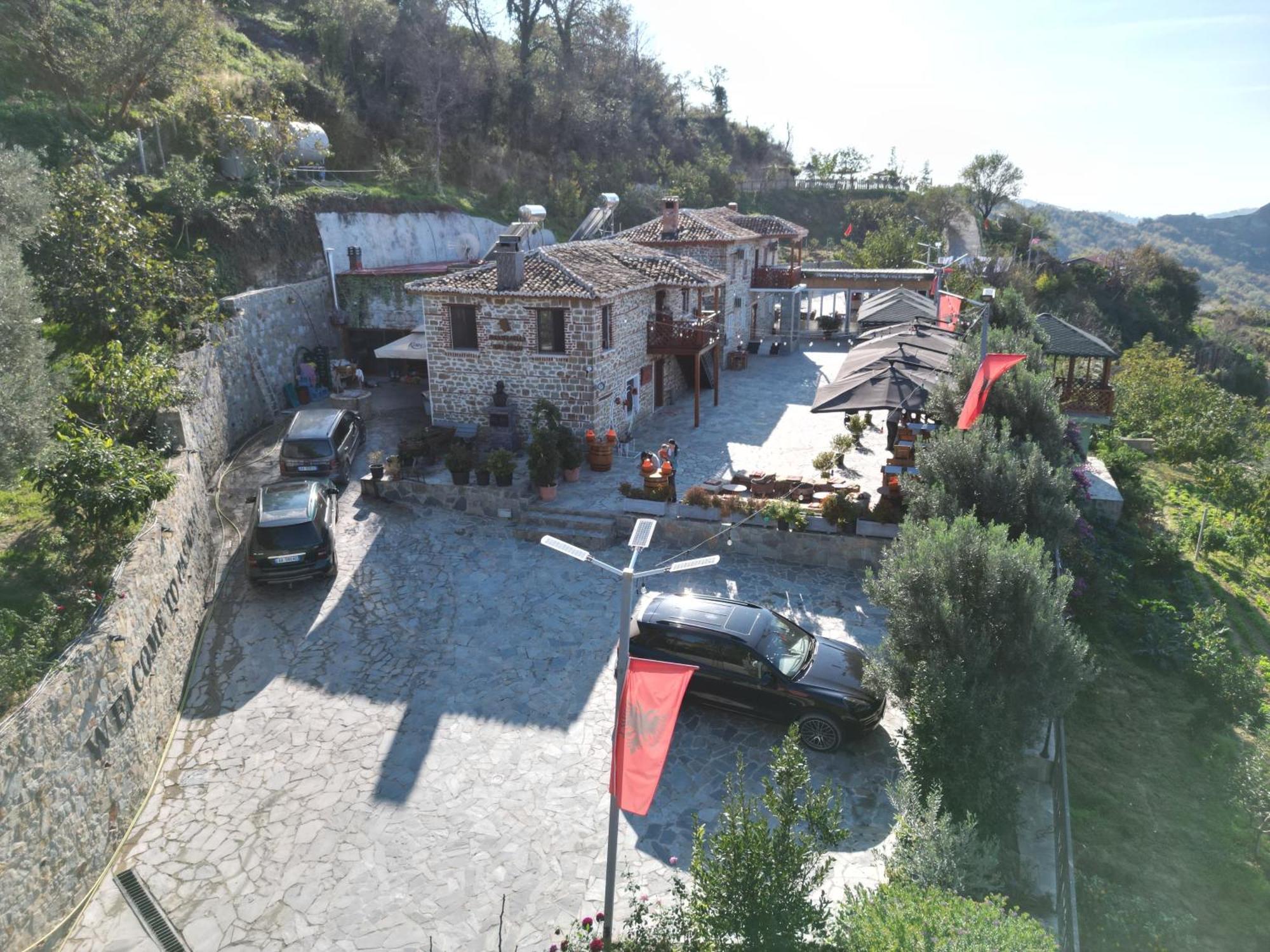 Hotel Keshtjella Xhabeqos Ljaknasi Exterior foto