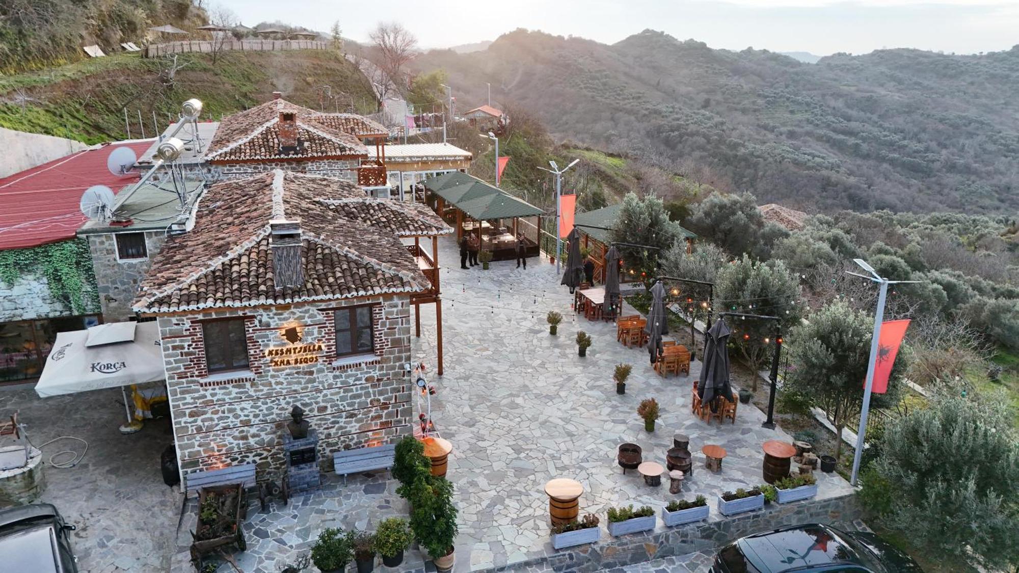 Hotel Keshtjella Xhabeqos Ljaknasi Exterior foto